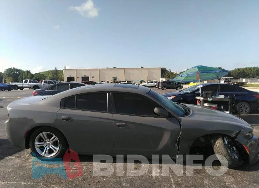 2C3CDXBG1KH717384 Photo# 6