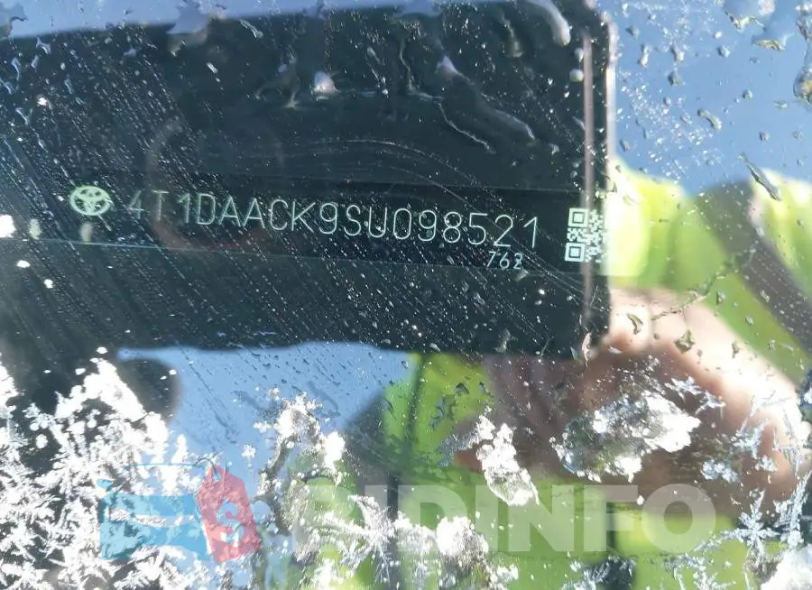 4T1DAACK9SU098521 Photo# 9