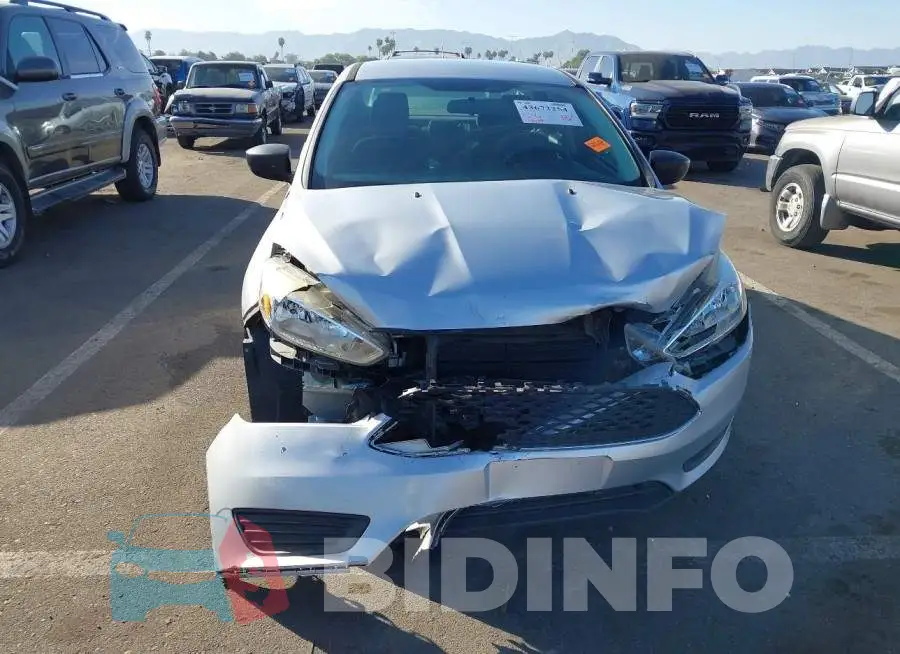 1FADP3E23JL260892 Photo# 6