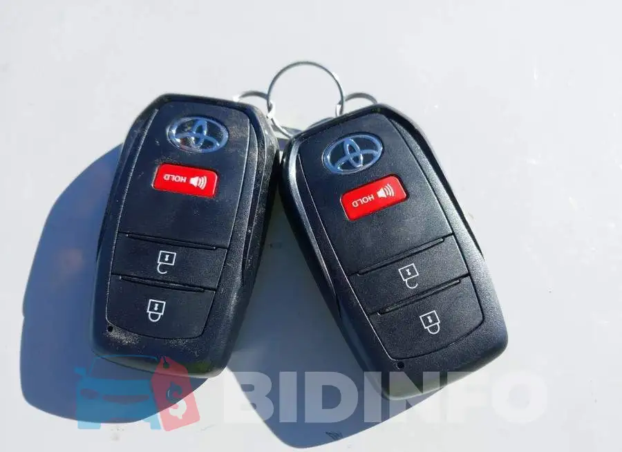 3TYLB5JN3ST099576 Photo# 11
