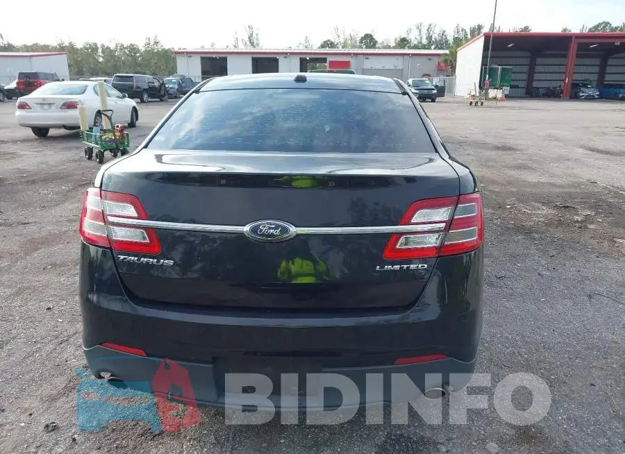 1FAHP2F85KG109836 Photo# 16
