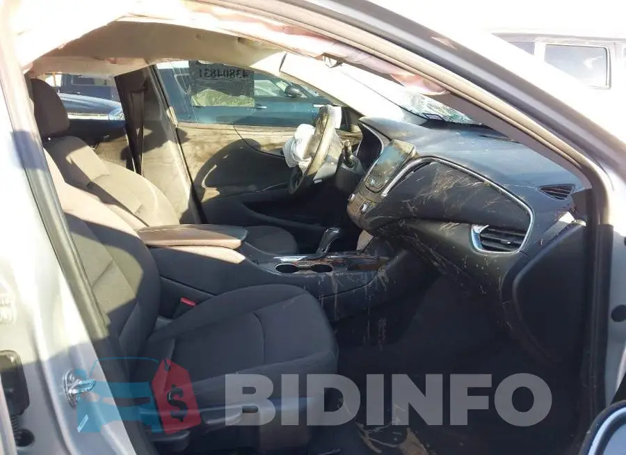 1G1ZD5ST8LF002671 Photo# 5