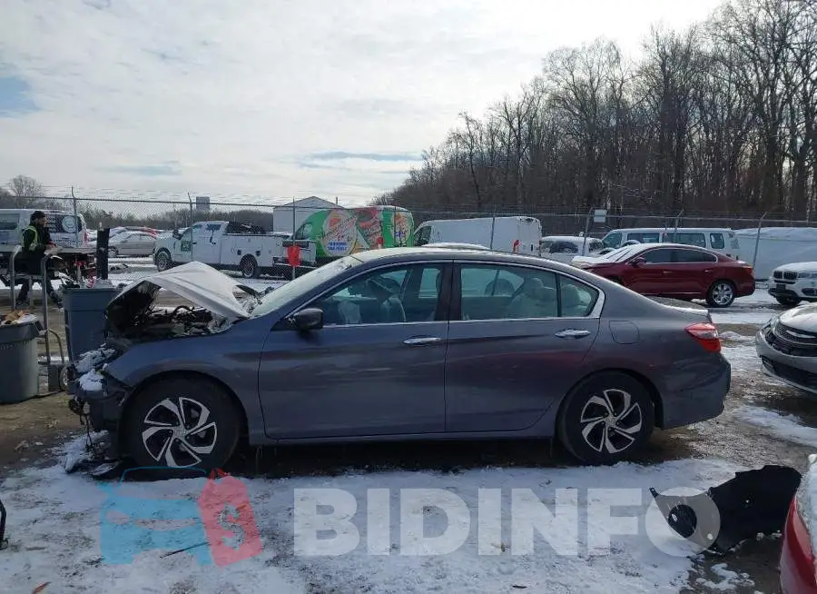 1HGCR2F3XGA124377 Photo# 14