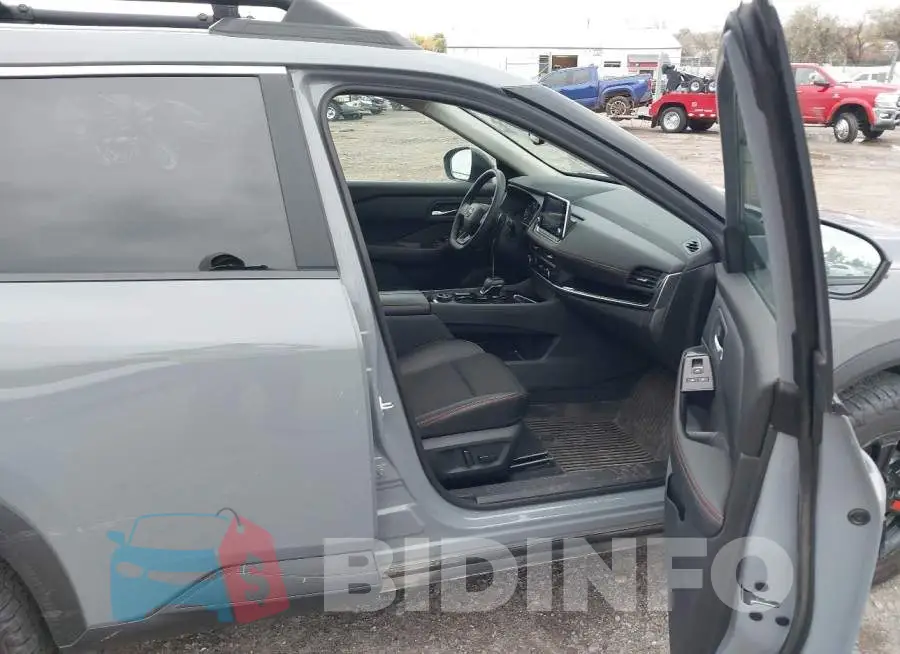 5N1BT3BB6SC800508 Photo# 5