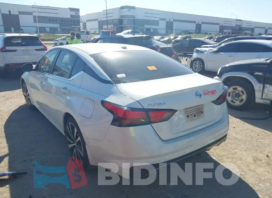 1N4BL4CV8LN320162 Photo# 3