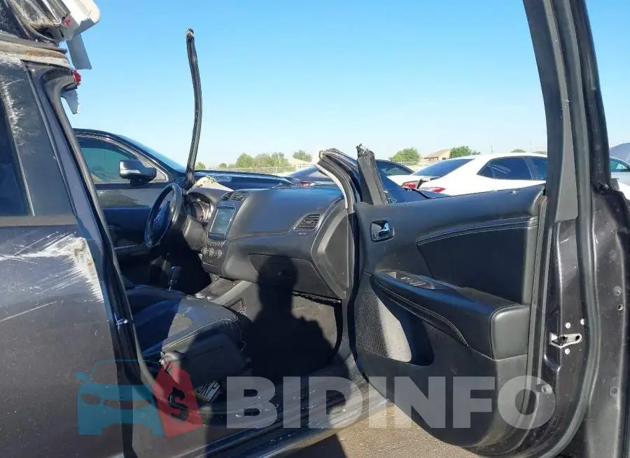 3C4PDCGG5HT522614 Photo# 5
