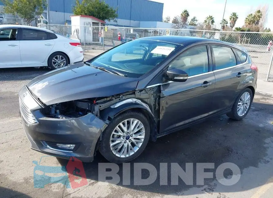 1FADP3N22GL254672 Photo# 2