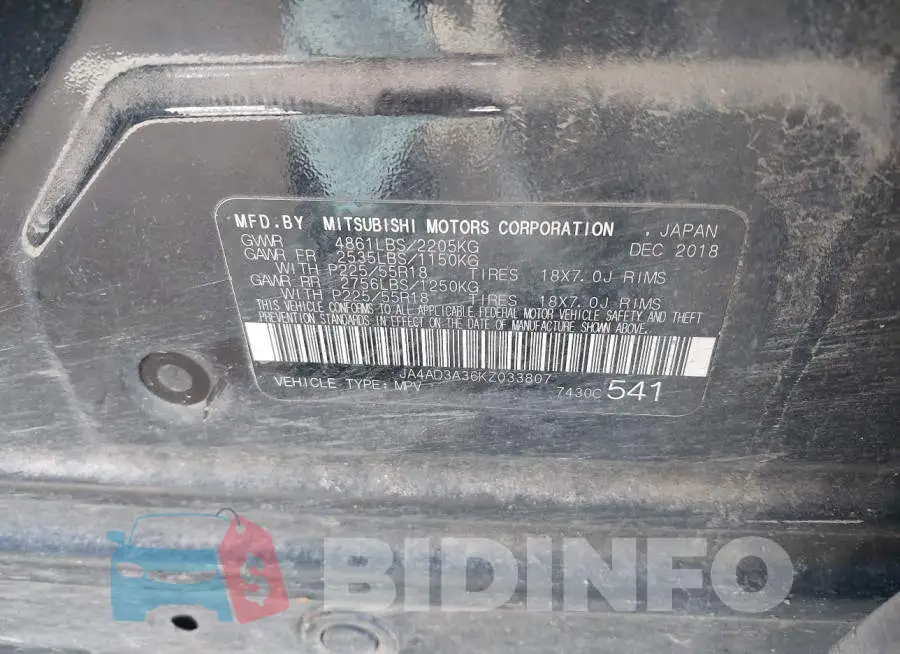 JA4AD3A36KZ033807 Photo# 9