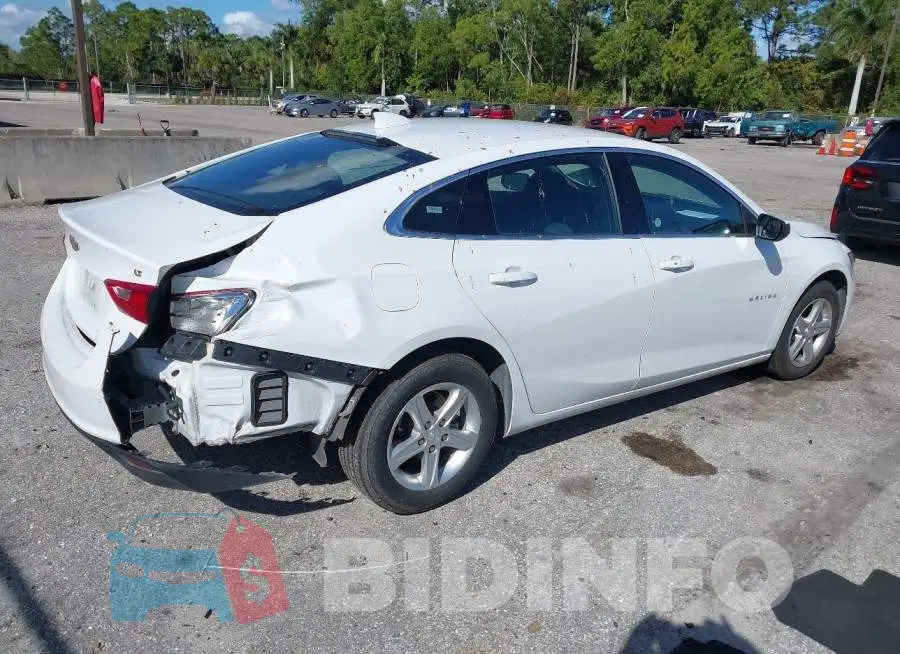 1G1ZD5ST3RF130910 Photo# 4