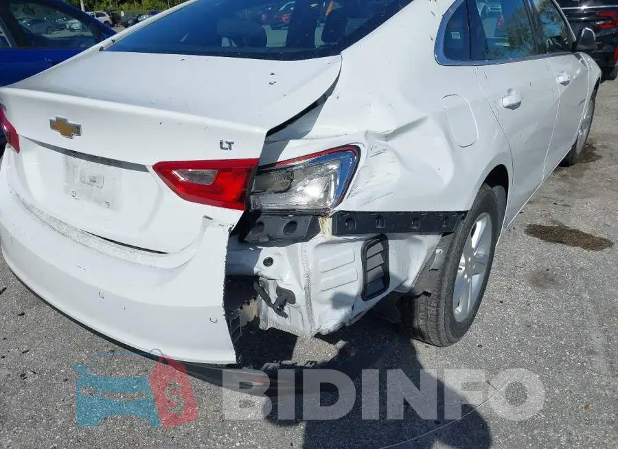 1G1ZD5ST3RF130910 Photo# 6