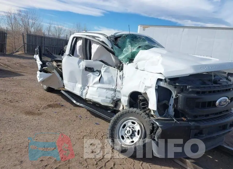 1FT7X2B66NEE43111 Photo# 1