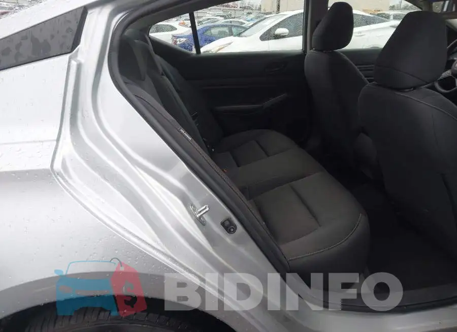 1N4BL4BV2PN383717 Photo# 8