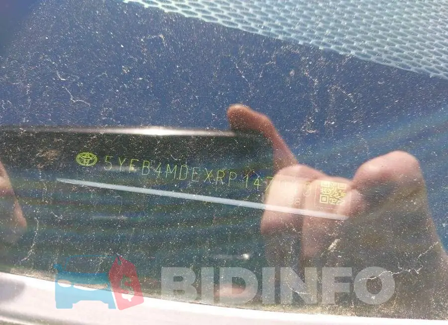 5YFB4MDEXRP147049 Photo# 9