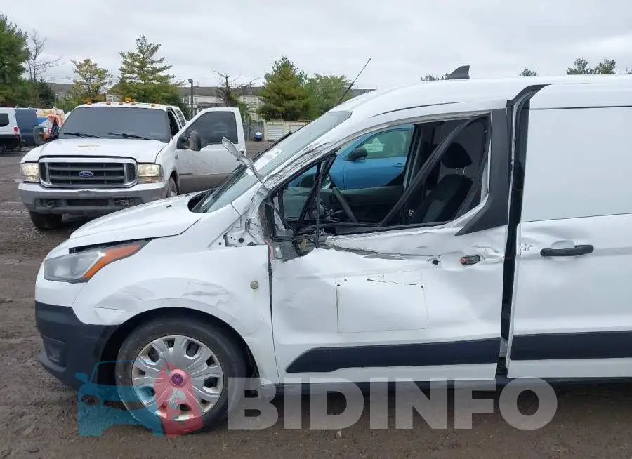NM0LS7E2XK1421549 Photo# 6