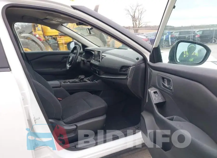 5N1BT3AB3RC700135 Photo# 5