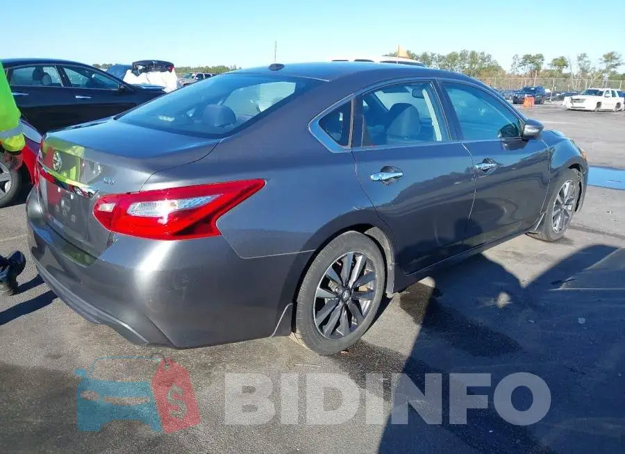 1N4AL3AP1HC124917 Photo# 4