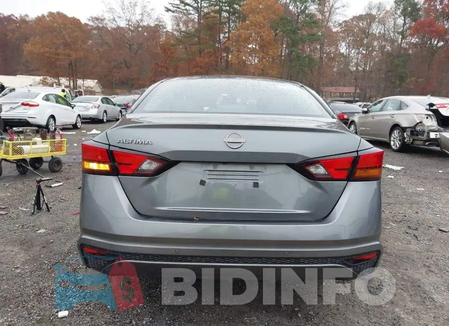 1N4BL4BV2PN358185 Photo# 16