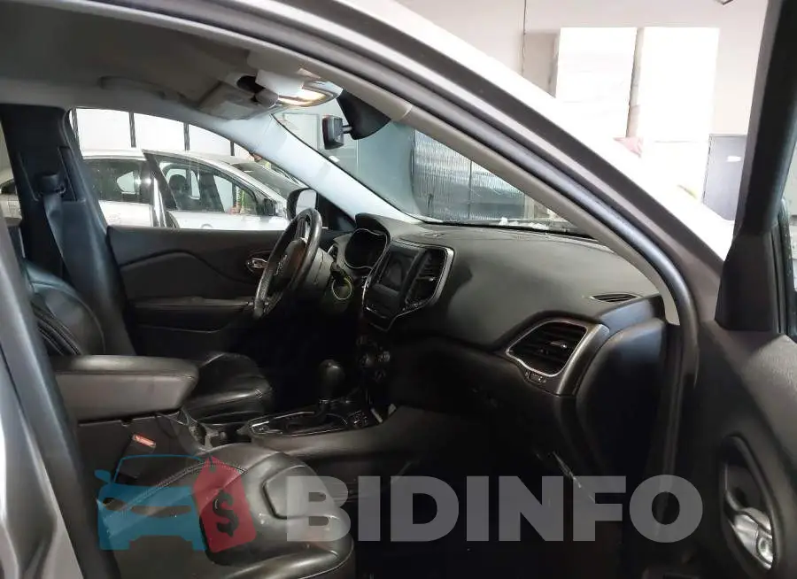 1C4PJMLX2KD271195 Photo# 5