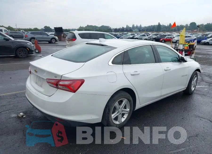 1G1ZD5ST8NF179062 Photo# 4
