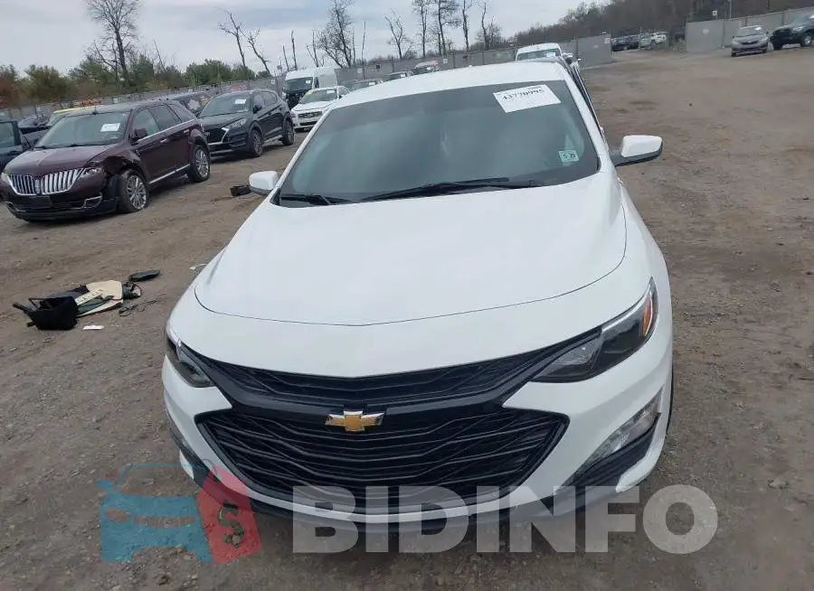 1G1ZD5ST8RF130451 Photo# 12