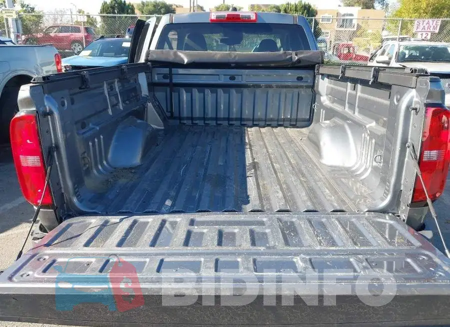1GCHSCEA5N1155144 Photo# 18
