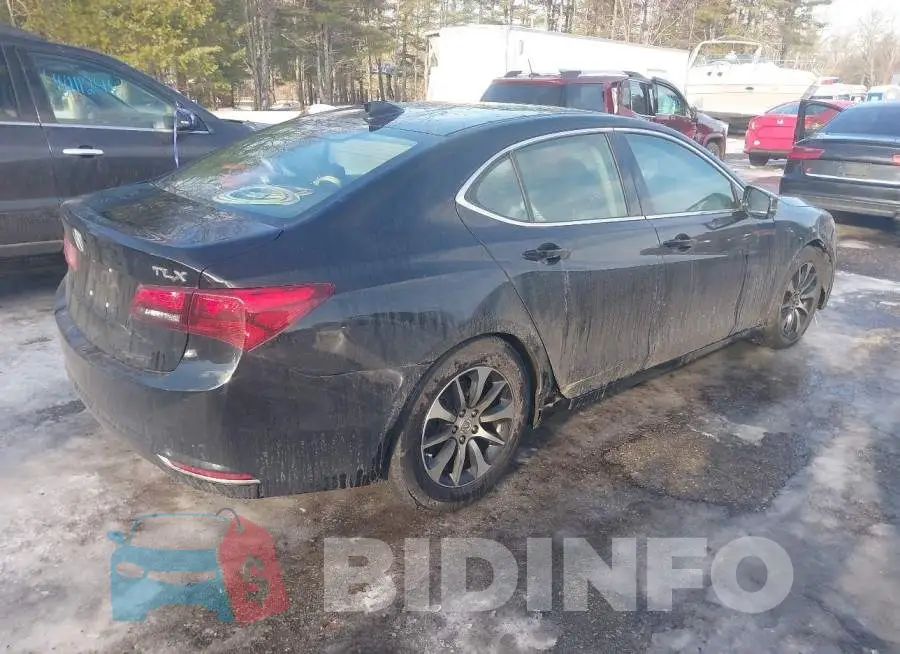 19UUB1F38GA002054 Photo# 4