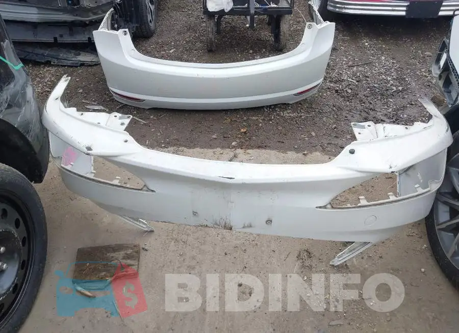 19UUB1F51KA000785 Photo# 12