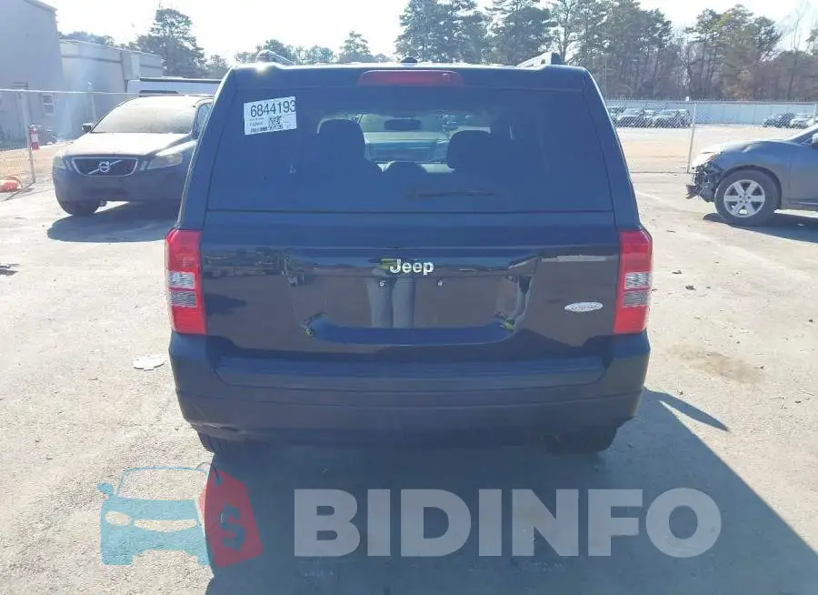 1C4NJPFB6HD183672 Photo# 16