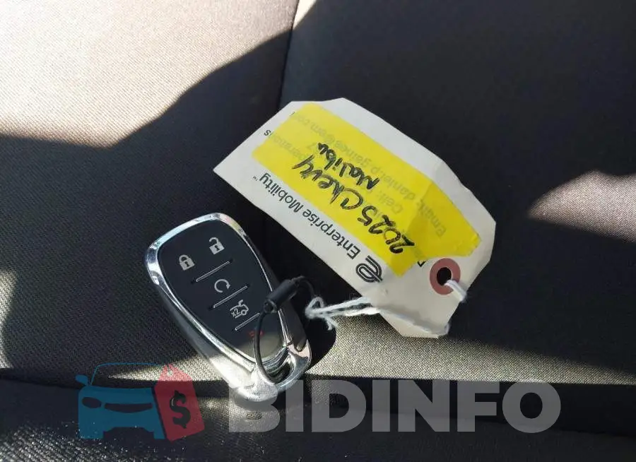 1G1ZD5ST8SF143397 Photo# 11