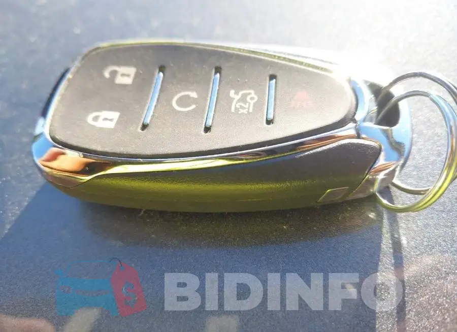 1G1ZE5ST8HF143616 Photo# 11