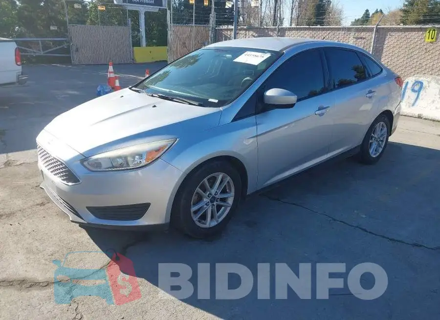 1FADP3F21JL207588 Photo# 2
