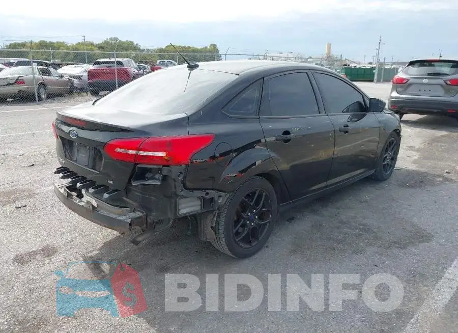 1FADP3F28GL210366 Photo# 4