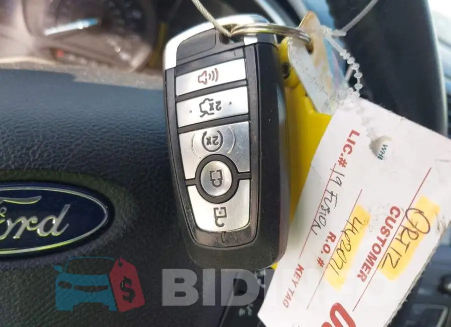 3FA6P0CD7KR180817 Photo# 11