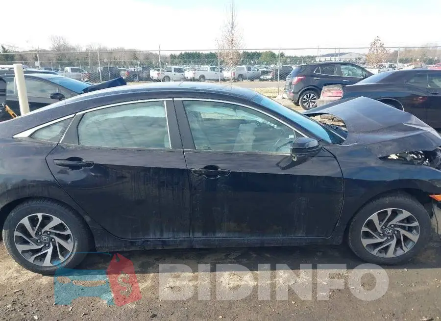 2HGFC2F75GH517447 Photo# 14