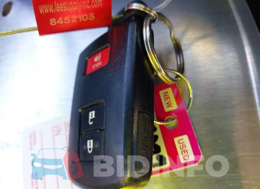 2T3RFREV4JW708621 Photo# 11