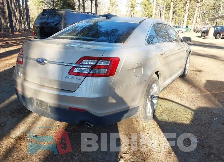 1FAHP2F82JG110148 Photo# 4