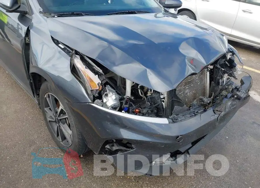3KPF24AD1PE686810 Photo# 6