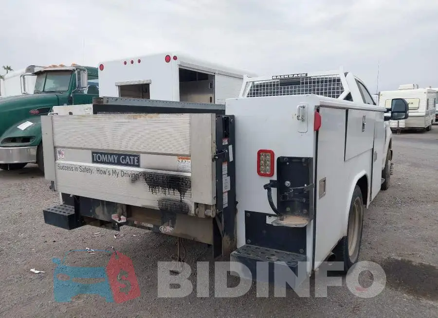 1FDRF3G63KEE97385 Photo# 4