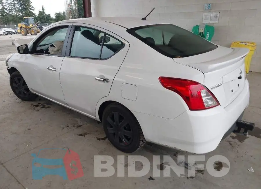 3N1CN7AP3KL832010 Photo# 3