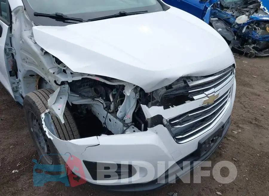 3GNCJKSB1GL263896 Photo# 15
