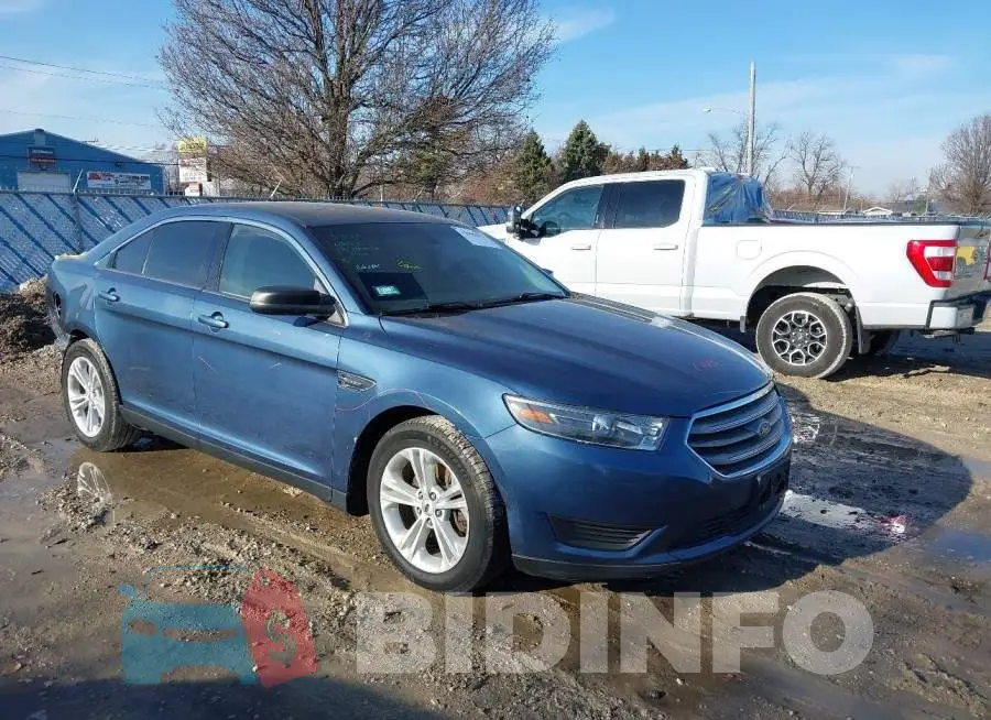 1FAHP2D82JG101078 Photo# 1