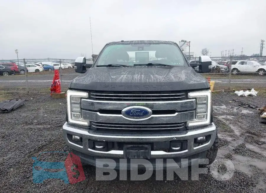 1FT8W3BT2HED51677 Photo# 13