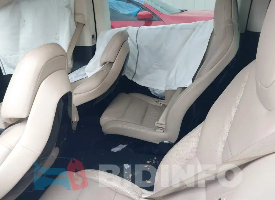 5YJXCBE21HF037843 Photo# 7