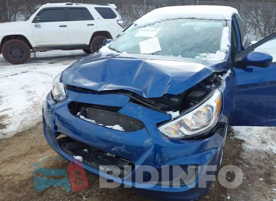KMHCT4AE8HU205555 Photo# 6