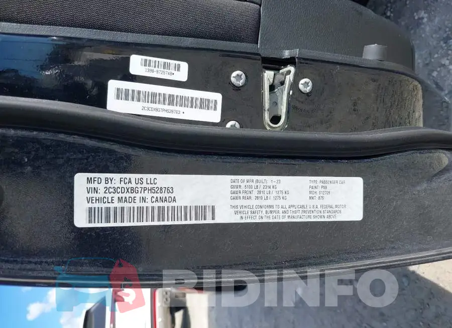 2C3CDXBG7PH528763 Photo# 9