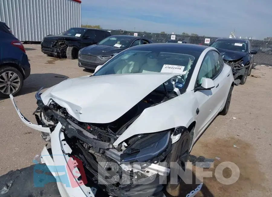5YJ3E1EB2RF822022 Photo# 2