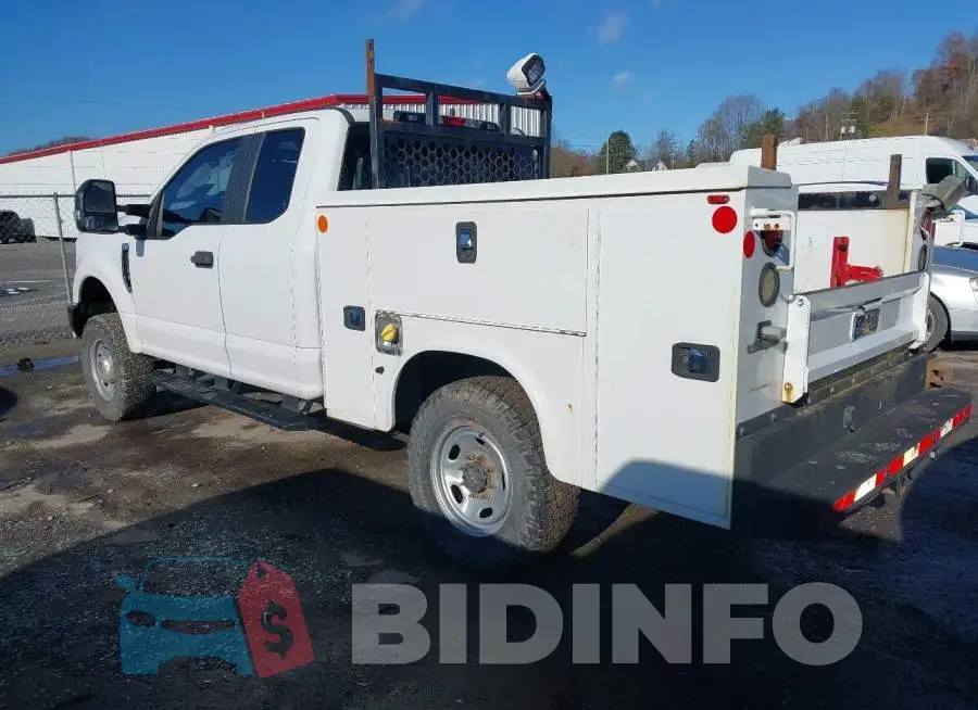 1FT7X2B67HEC58280 Photo# 3