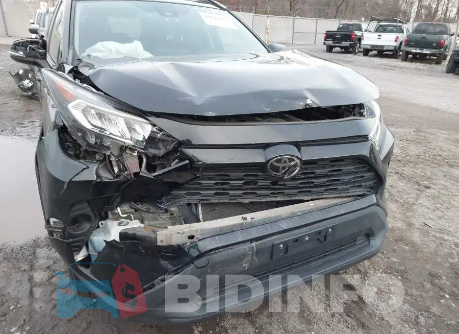 2T3P1RFV6KW010615 Photo# 6