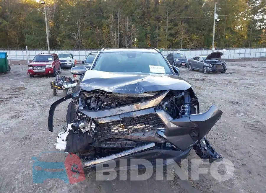 2T3W1RFV1RC301837 Photo# 6