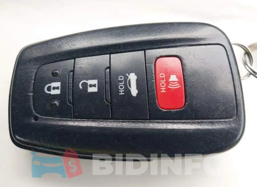 4T1C31AK9PU604445 Photo# 11